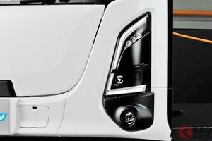 いすゞが新型「スゴい“精悍”モデル」発表！ 6000超えでめちゃ画期的な「段差なし」×370馬力の「超静音ユニット」採用！ 「新型エルガEV」に大反響