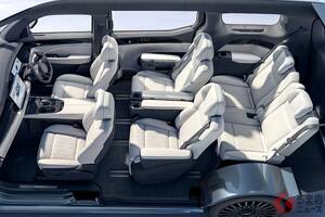 斬新「“3列6／7人”四駆ミニバン」日本初公開に大反響！ 「600馬力超えってスゴイ」「豪華内装が素晴らしい」の声も！ 全長5.2mボディに“ド迫力顔”採用！ 26年発売のジーカー「009」に熱視線！