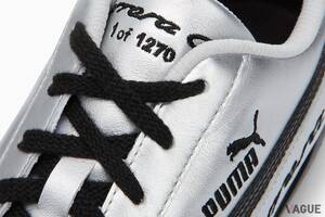 孤高の“アナログ・スーパーカー”ポルシェ「カレラGT」誕生25周年 世界限定1270足の特別なプーマ「スピードキャット」が登場