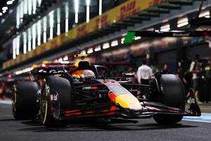 角田裕毅、レッドブル適応はまだ道半ば？　フェルスタッペンが持つアドバンテージとは