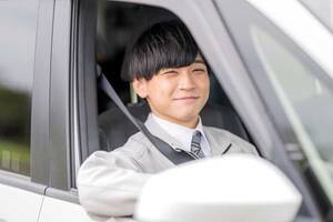 「17歳半で仮免許」は朗報なのか？ 早生まれ高3「ホッと一息」も、若年事故リスク増の懸念！ 制度改正の真価を問う