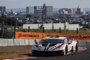 予選でタイトル決めた36号車au TOMSが逃げ切り3勝目！　GT300は88号車JLOCが王座獲得｜スーパーGT最終戦鈴鹿：決勝順位速報