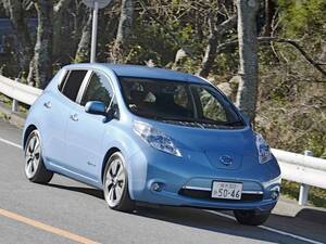【10年ひと昔の新車】日産 リーフはマイナーチェンジで走りと便利がアップデートされた