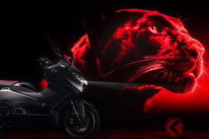 ヤマハ“新”「スポーツスクーター」初公開！ 25年の歴史を持つ「TMAX」の特別仕様登場 「25th Anniversary」イタリアで披露