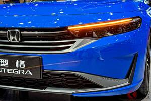 【中国】ホンダ新「インテグラ」公開！ 6速MTもある「セダン&ハッチバック」！ 顔面刷新の「新モデル」上海モーターショーに登場