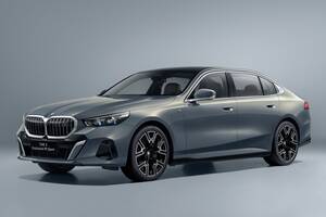 BMW 5シリーズにロングホイールベース仕様が登場！ 後席の居住性は7シリーズに匹敵【新車ニュース】