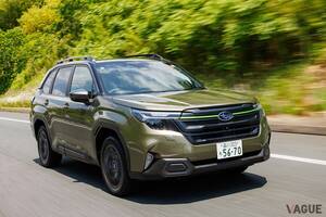 “王道のミッドサイズSUV”スバル「フォレスター」のラゲッジスペースをチェック！ 人気SUVは“レジャードライブを楽しめる荷室”を備えているか？