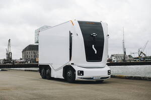 「無人運転専用の大型トラック」がベルギーの公道に!!　アントワープ港で史上初の実証運行