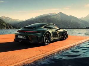 F.A.ポルシェ生誕90周年記念！「F. A. グリーンメタリック」を纏った究極の911 GT3が登場だ