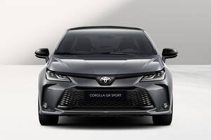 ２リッターハイブリッドにGRスポーツだと？　サイズもデカいし日本とは違う欧州仕様のカローラがうらやましいぞ！