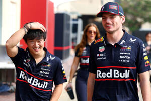 角田裕毅、旧型フロアで予選Q3進出、僚友をアシスト「トウで助けることができて誇らしい」ポールのマックスから感謝の言葉