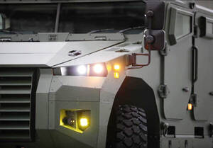 「アジアン装甲車」なぜ台頭？ 日欧米の撤退・ブランド消滅は“儲からない”から？ ひっくり返りつつある市場