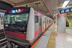 「乗り換えにくい駅」ワースト1位はどこ？ 「乗り換え先が遠すぎる!!」いや密集しててもむムズすぎる！ 何が“要因”なのか