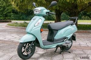 原付二種の人気“通勤快速スクーター”が進化！ 高級感がアップしたスズキ新型「アドレス125」はヨーロピアンバイクのような“クラシカルなルックス”が魅力的