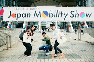 ホンダもマツダもダイハツも！ 僕らに刺さった“小さいクルマ”━━YOKOHAMA Car Sessionの「ジャパンモビリティショー2025」潜入レポ！