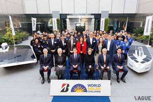 世界最高峰のソーラーカーレースで使用されたブリヂストンのタイヤ「エンライトン」の思想って？ オーストラリア大使館でBWSC2025レセプションを開催