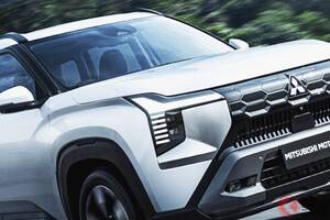 三菱が「“新型”7人乗りSUV」を世界初公開！ 「名車パジェロ」風ボディに「本格“悪路性能”」を追求！ 全長4.7mサイズの“上質SUV”「デスティネーター」インドネシアで発表
