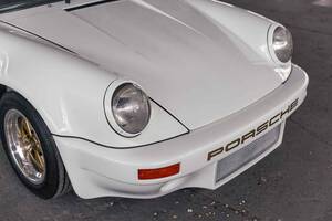 最低落札額に届かず不成立！わずか55台のポルシェ「911カレラRS 3.0」の真価とは