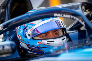 アストンマーティン育成クロフォードが最速。赤旗3度の予選で今季2度目のPP獲得／FIA F2第12戦