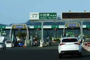 夏の暑さでETCカードもやられる！　もしバーが開かなかったらどうするのが正解？