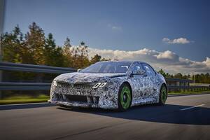 BMW「ノイエ・クラッセ」はNVIDIAの技術と4モーターで異次元のパワーと走りを実現する重要モデルだった