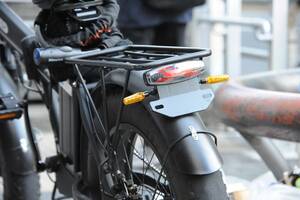 「自転車だと思っていた」が無免許運転で逮捕 “改造自転車”は自転車かバイクか？ 電動バイクの新たな課題