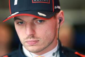F1王者デイモン・ヒル、フェルスタッペン評で“手のひらクルリ”。イモラ優勝受け史上最高のドライバーのひとりと絶賛