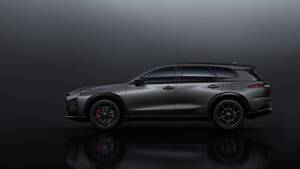 新型トヨタ クラウン・エステートに、マットな特別仕様が出た！──GQ新着カー