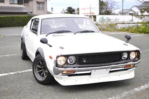 「昔の自動車CM」はなぜ消費者の心を掴んだのか？ 「ケンメリ」から「タント」まで！ データで見る消費行動の変遷とは