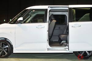 ダイハツ新型「ムーヴ」発表！ 30年の歴史で初の「スライドドア」なぜ採用？ 「タント」や「キャンバス」じゃダメ？ あえて「ちょうどいいサイズ」で求められる理由とは！