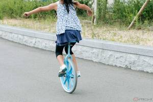 知ってた？　乗りこなそうと挑戦することで多彩な力が身につく「一輪車」の魅力とは