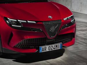 アルファロメオの新型コンパクトSUV『ジュニア』、6月24日日本上陸へ