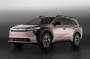 トヨタ、スバルと共同開発EV「bZウッドランド」2026年に発売　日本名は「bZ4Xツーリング」