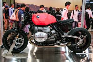 BMWモトラッドの未来を示す「R20コンセプト」日本初披露！ 大排気量の水平対向エンジンを搭載する注目モデル「市販化の可能性」は？