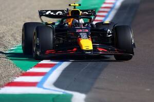 F1エミリア・ロマーニャGP FP2速報｜マクラーレン、またも1-2の圧倒的速さ。角田裕毅は8番手でフェルスタッペンと0.1秒差