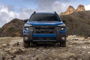 スバルが“ゴツ系SUV”の頂点モデルを発表。ランクル300やトライトンも二度見するマッチョボディが話題に