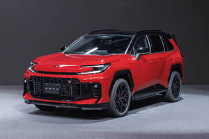 トヨタ新型「RAV4」は走りを極めた「GR スポーツ」も設定！ PHEVはEV航続距離150kmを実現