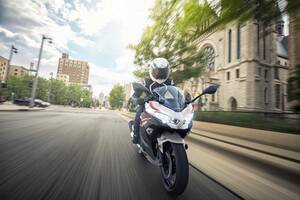 【カワサキ】「Ninja 400」が新たなカラー＆グラフィックを纏い11/1発売！