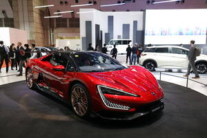 最高出力3000ps以上！新星スーパーカーに感じた純粋さ #JMS2025【日本版編集長コラム#54】