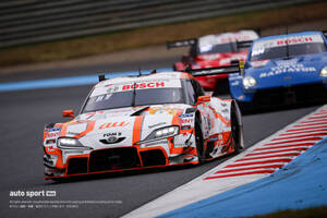 au TOM’S GR SupraがGT500史上初の3連覇。ライバルの奇襲と追撃を守り、勝利でチャンピオンを決める【第8戦決勝レポート】