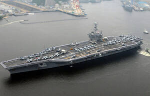 在日米海軍を“リラックマ”が襲撃!? まさかの事態にみんなホッコリ？“再入隊セレモニー”が注目集める