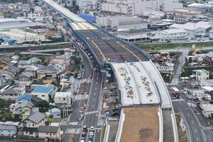 東名「清水IC」周辺の渋滞を解消！ ついに「静清バイパス」上りの開通予定が発表。立体化は本格進行中【いま気になる道路計画】
