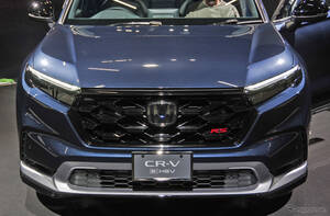 新型『CR-V』をさらに個性的に演出！ ホンダアクセスが2種類の外装コーディネートと実用的アクセを先行公開