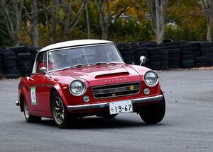 半世紀以上前のフェアレディやシルビアが快走…SROC NATS タイムトライアル2025