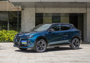 【最新モデル試乗】溌溂、軽快、スタイリッシュ！ クルマ好きを虜にするアルファロメオ・ジュニア、その素晴らしき走り