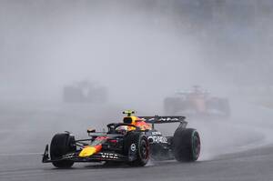 イギリスGPで惨敗レッドブル。予報以上に長引いた雨に翻弄される……ホーナー代表「角田も、ドライコンディションだったら入賞できていたはずだ」