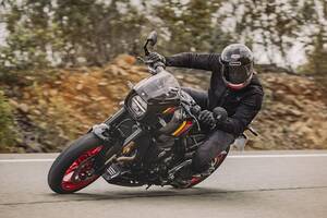 スズキの新型バイクが激変！ ネオクラシックな「GSX-8T/8TT」がカッコ良すぎて困惑。日本導入はあるのか？