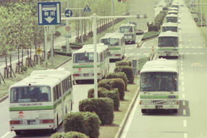 科学万博「つくば85」を走った連節バスの取説を大公開!　その内容が緻密さに驚愕!!