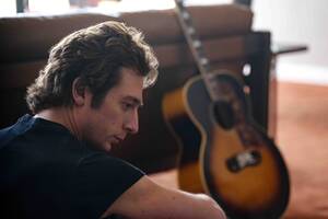 『スプリングスティーン 孤独のハイウェイ』はジェレミー・アレン・ホワイトの最高傑作──名声の裏で孤独と闘ったスターの物語