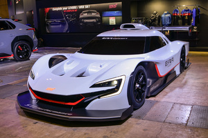 SUBARUがスポーツカーのコンセプトモデル「STI E-RA CONCEPT」を公開